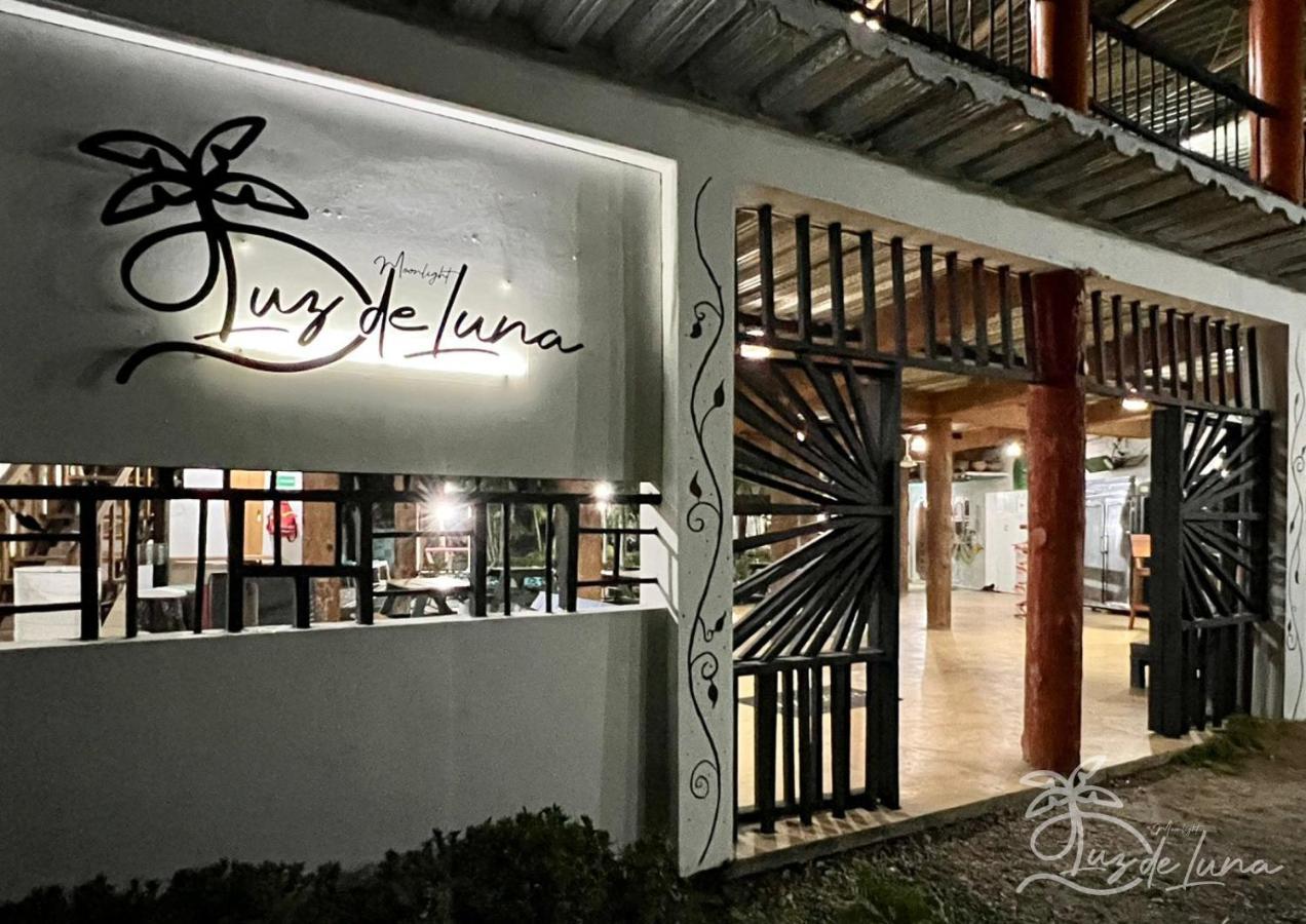 Hostal Luz De Luna Palomino Exterior photo