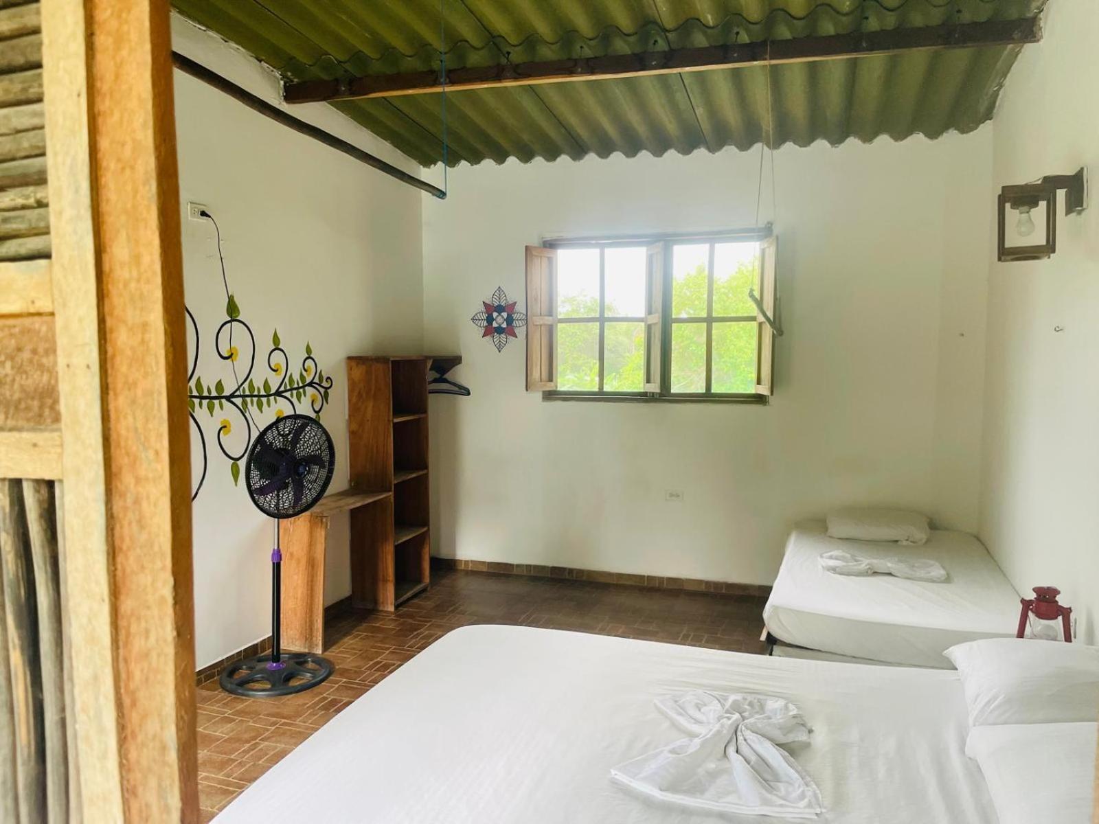 Hostal Luz De Luna Palomino Exterior photo